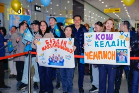 The 2026 Winter Paralympic champion in para biathlon, Erbol Khamitov, has returned to Kazakhstan - photo 2