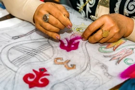 Киіз басудан зергерлік өнерге дейін: Алматыда қолөнерден фестиваль өтіп жатыр - фото 11