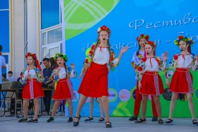 Фестиваль национальной культуры и кухни провели в День единства в Астане - фото 6