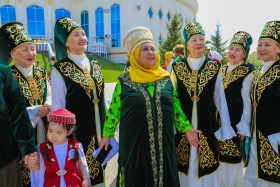 Фестиваль национальной культуры и кухни провели в День единства в Астане - фото 12