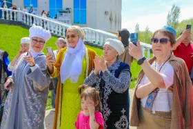 Фестиваль национальной культуры и кухни провели в День единства в Астане - фото 16