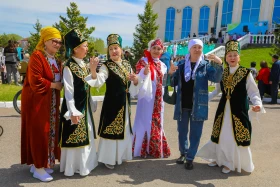 Фестиваль национальной культуры и кухни провели в День единства в Астане - фото 18