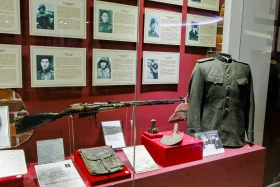 Подвиг не будет забыт: фоторепортаж из Военно-патриотического центра - фото 45