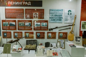 Подвиг не будет забыт: фоторепортаж из Военно-патриотического центра - фото 49