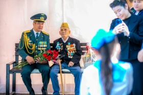 Ветерана войны Рзагула Байкешева торжественно поздравили в Астане - фото 2