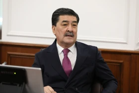 Из Кабмина — в Администрацию Президента: Бектенов поблагодарил Скляра за работу - фото 4