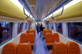 Проезд на LRT можно оплатить по Face ID, умными часами и через телефон - фото 13